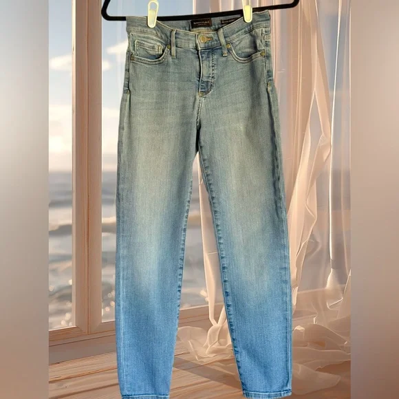 Banana Republic Premium Denim Mid-Rise Light Wash Crop Skinny Jeans Size… - Picture 1 of 4